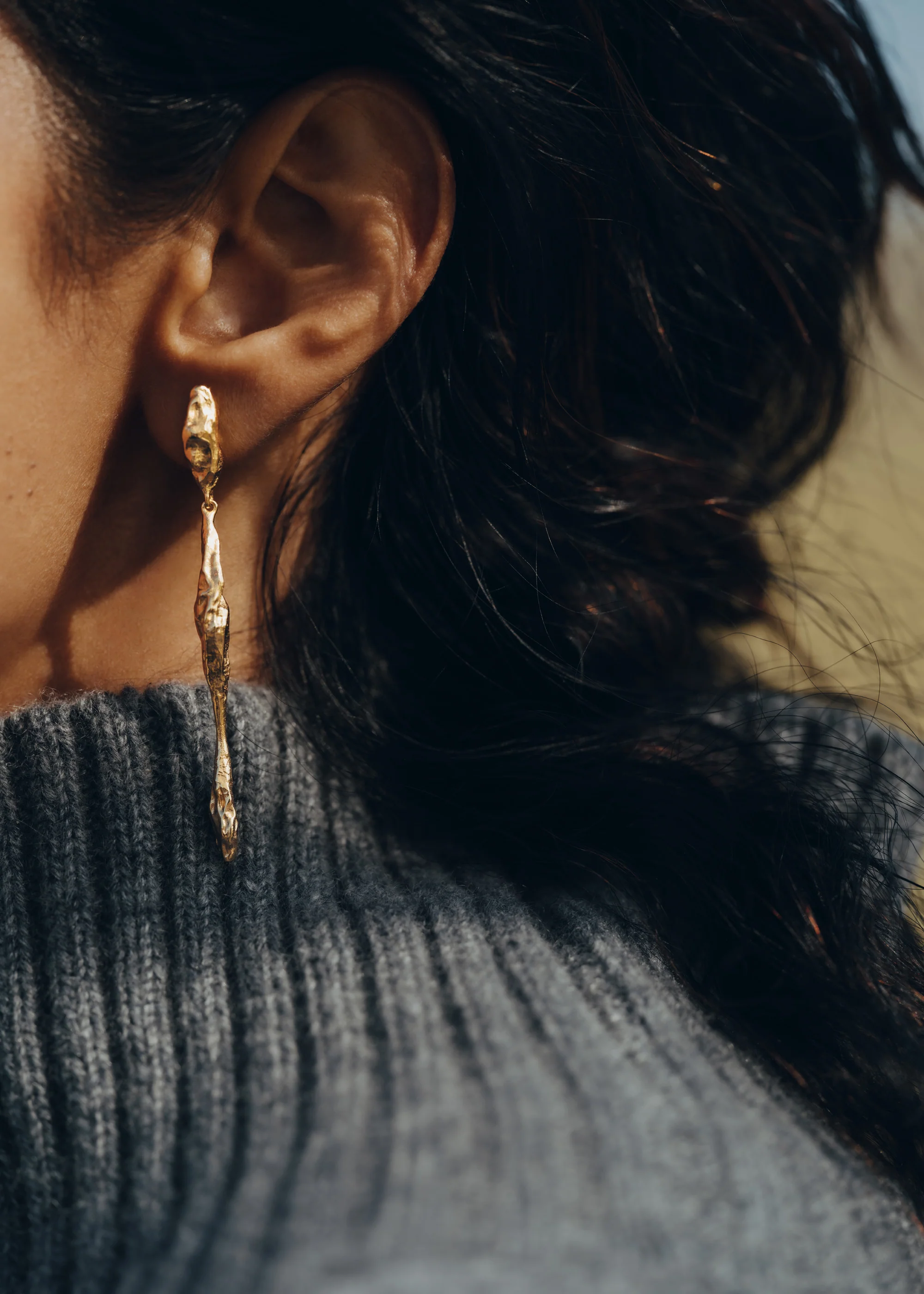 Boucles d’oreilles pendantes Eroz - Dorée à l’or 24 carats - Image 4