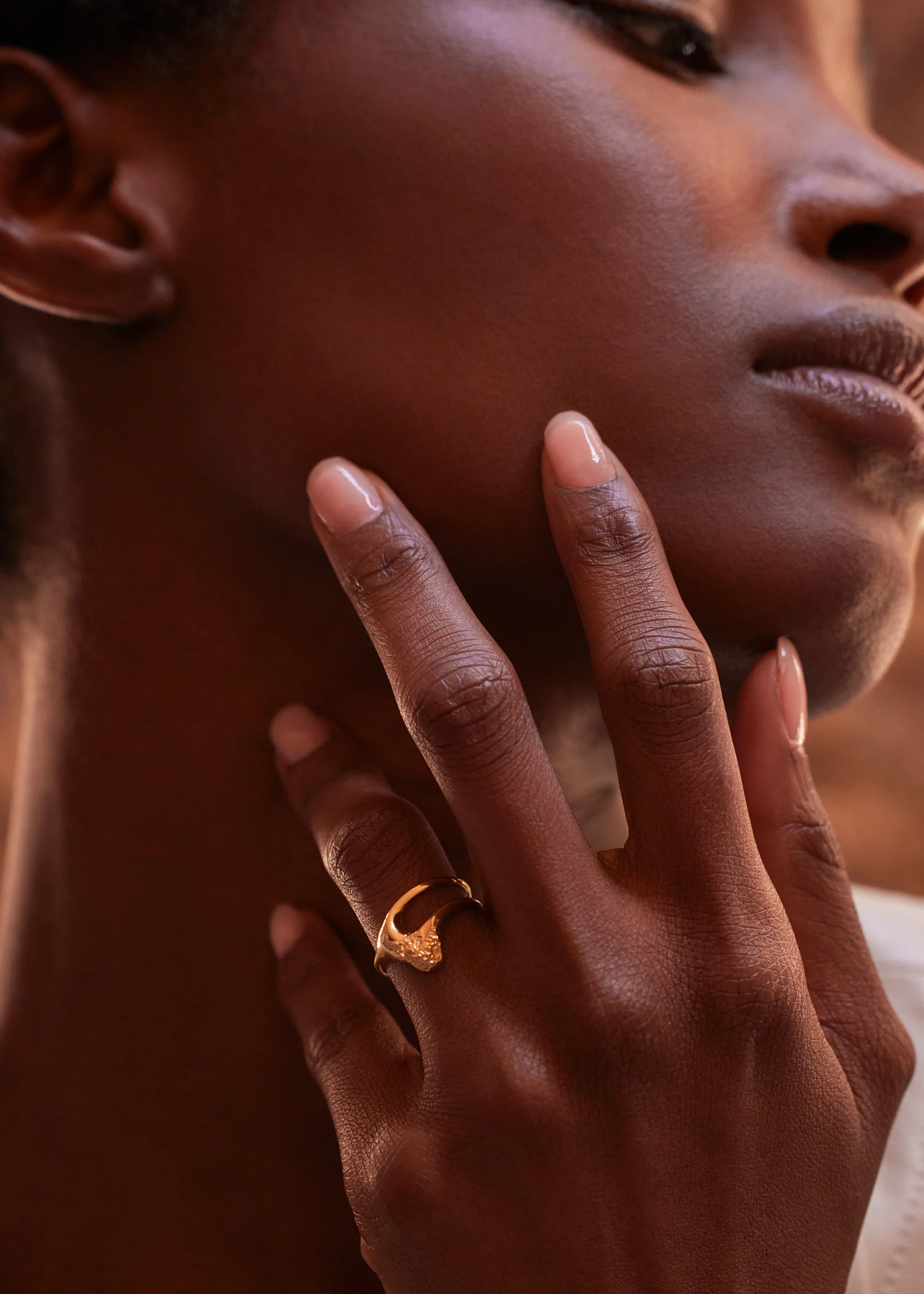 Bague Fine Eroz - Dorée à l’or 24 carats - Image 4
