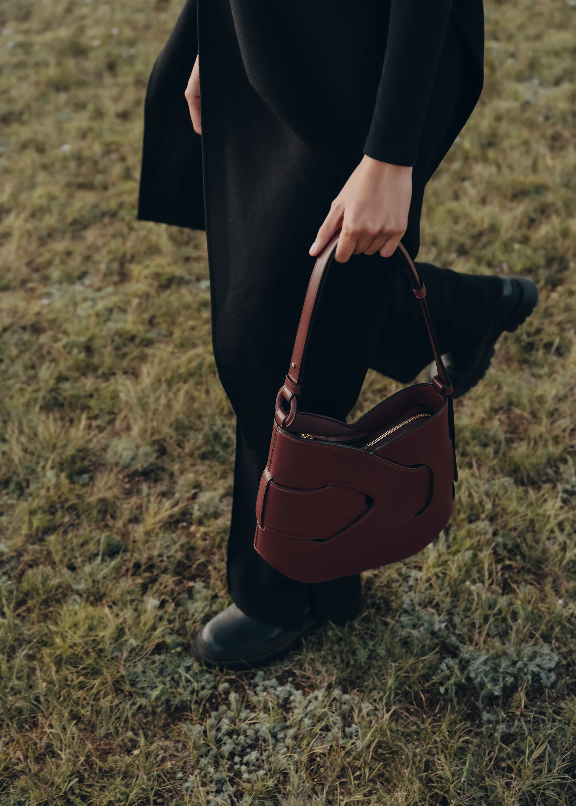 Nodde Hobo - Cerise Noire Lisse - Image 5