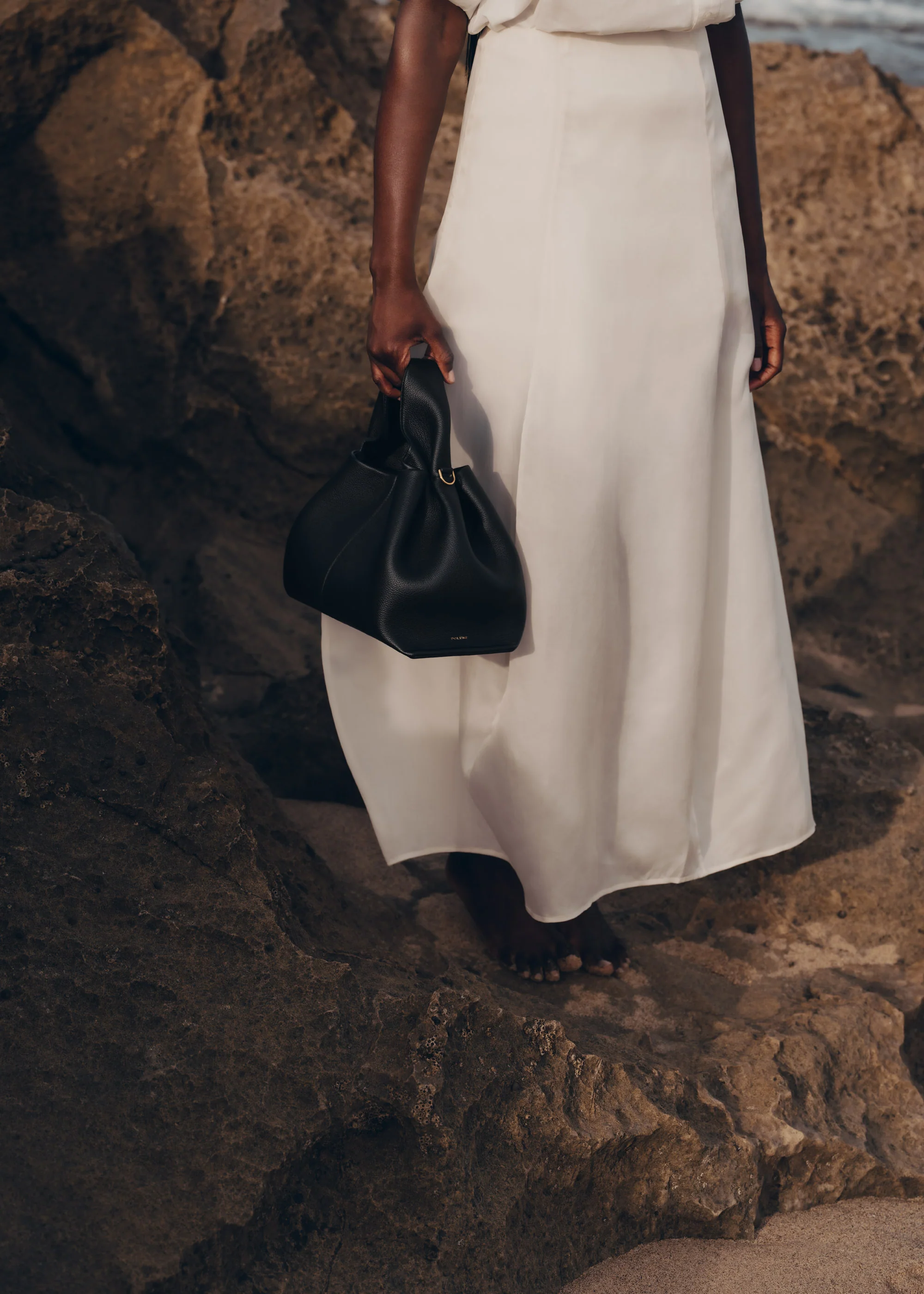 Numéro Neuf - Noir Grainé - Image 5